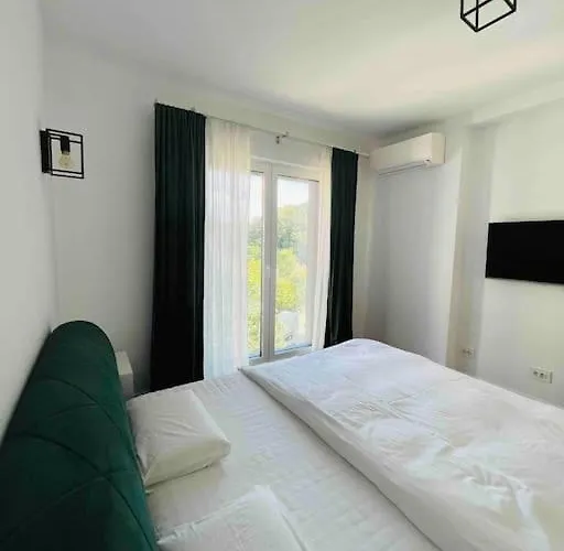 One Bedroom S *